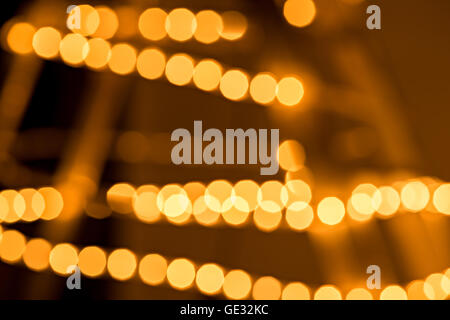 Abstrakte Goldgrund, kreisförmige Bokeh, aus Fokuslichter Stockfoto