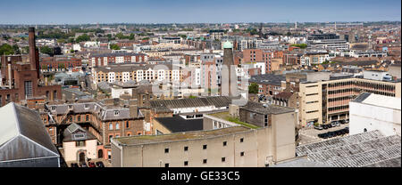 Irland, Dublin, Ainsfort St, Guinness Storehouse, Panoramablick über St James Brauerei, St. Patricks Turm und Stadtzentrum Stockfoto
