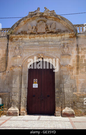 Geographie/Reisen, Spanien, Balearen Islds., Menorca, Ciutadella: Tor zum Torre Saura Palace, Additional-Rights - Clearance-Info - Not-Available Stockfoto