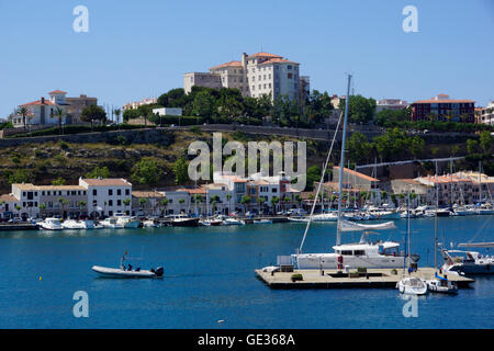 Geographie/Reisen, Spanien, Balearen, Menorca, Islds. Mao: Einfahrt in den Hafen, Sportboote, Additional-Rights - Clearance-Info - Not-Available Stockfoto
