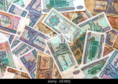 Myanmar (Burma) Geld, alte und neue Kyat Banknoten. Stockfoto