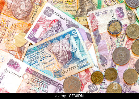 Sri Lanka Rupie, Banknoten und Münzen Geld. Stockfoto