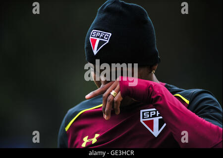 Thiago Mendes während des Trainings die S? o Paulo Football Club, abgehaltenen CCT Barra Funda, in der westlichen Zone von S? o Paulo. Stockfoto