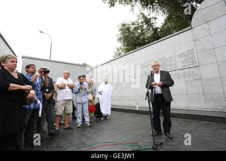 Polen, Warschau, 22. Juli 2016: Menschen marschierten in Erinnerung an die ermordeten Juden während des zweiten Weltkrieges im Warschauer Ghetto. Bildnachweis: Madeleine Ratz/Alamy Live-Nachrichten Stockfoto