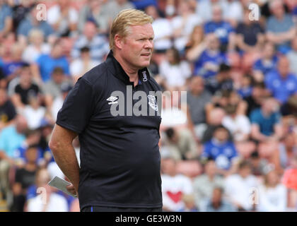 Oakwell, Barnsley, UK. 23. Juli 2016. Vorsaison Fußball Freundschaftsspiel. Barnsley gegen Everton. Everton Manager Ronald Koeman Credit: Action Plus Sport/Alamy Live News Stockfoto