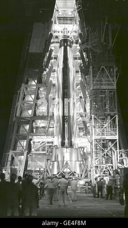 (9 September 1959) Big Joe bereit für den Start in Cape Canaveral, FL. Das Ziel des "Big Joe" wurde um die abschmelzenden Hitzeschild zu testen. Der Flug war ein Erfolg und Misserfolg – der Hitzeschild Wiedereintritt überlebt und in bemerkenswert gutem Zustand aus dem Atlantik abgerufen wurde. Der Atlas-D-Booster, aber versäumt, Bühne und zu spät von der Mercury-Kapsel getrennt.   Bild-Nr.: B-59-714 Stockfoto