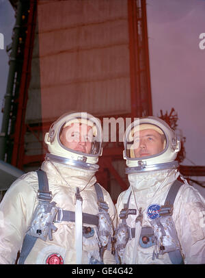 Gemini-Titan-4 (GT-4) Prime Flugbesatzung, Ed White und Jim McDivitt, Pad 19.  Bild-Nr.: 65C-3447 Datum: 29. Mai 1966 Stockfoto