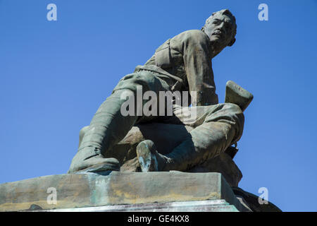 Das Kriegerdenkmal auf Buttermarket in Bury St. Edmunds Suffolk Soldaten ihr Leben während des Burenkriegs verloren gewidmet Stockfoto