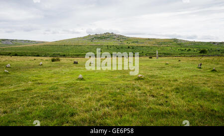 Kreis der Menhire in Merrivale archäologischen Stätte im Dartmoor National Park in der Nähe von Princetown, Devon, England, UK Stockfoto