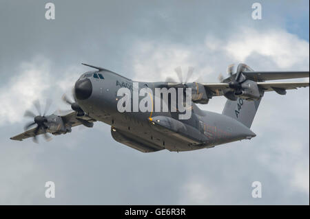 Airbus A400M Atlas Anzeige bei The Royal International Air Tattoo RAF Fairford Stockfoto