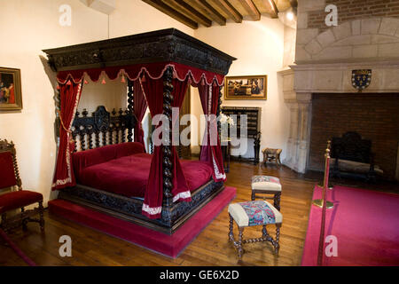 Blick auf Leonardo da Vincis Schlafzimmer in der Villa Clos Luce in Amboise, Frankreich, 26. Juni 2008. Stockfoto