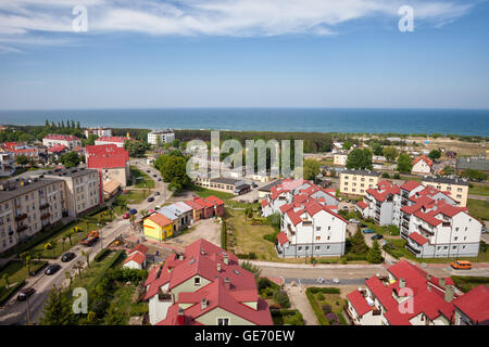 Wladyslawowo Ferienort an der Ostsee in Polen, Europa, Apartmenthäuser, Blöcke und Eigentumswohnungen von oben Stockfoto