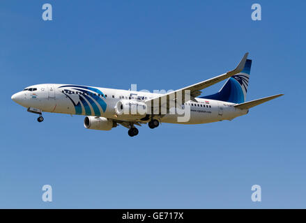 EgyptAir, Boeing 737-800, Flug MS759, SU-GCN, von Kairo im Endanflug nach Flughafen Kopenhagen, Dänemark Stockfoto