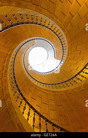 Treppe in das Kloster und die Kirche von San Domingos de Bonaval.view von unten. Jetzt das Museo Do Pobo Galego.Santiago de Compostela Stockfoto