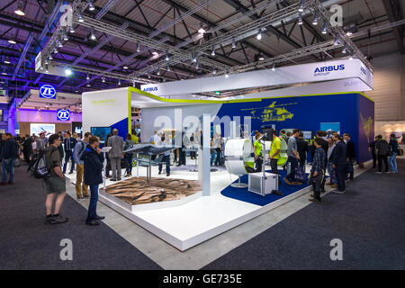 BERLIN, Deutschland - 1. Juni 2016: Der Stand des Airbus-Konzerns. Ausstellung ILA Berlin Airshow 2016. Stockfoto