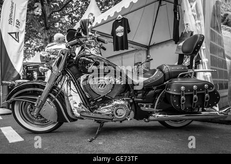 BERLIN - 5. Juni 2016: Motorrad Indianer Häuptling. Schwarz und weiß. Classic Days Berlin 2016. Stockfoto