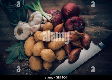 Schönheit Schüsse von Lebensmitteln auf einem rustikalen Ambiente. Stockfoto