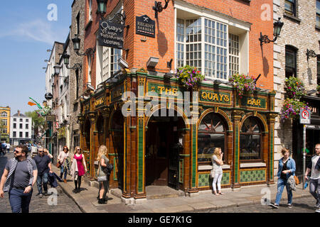 Irland, Dublin, Temple Bar, gefliest die Kais Bar Stockfoto