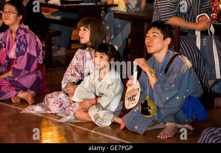 Ooedo Onsen Monogatari ist eine großzügige Therme Freizeitpark in Odaiba, Tokio Stockfoto