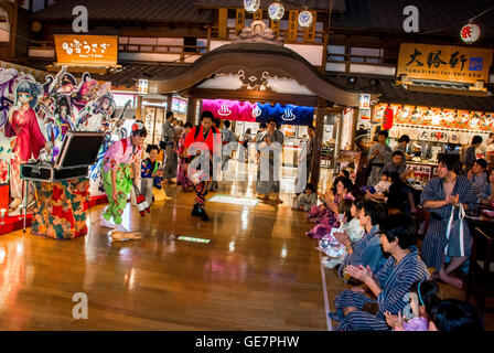 Ooedo Onsen Monogatari ist eine großzügige Therme Freizeitpark in Odaiba, Tokio Stockfoto