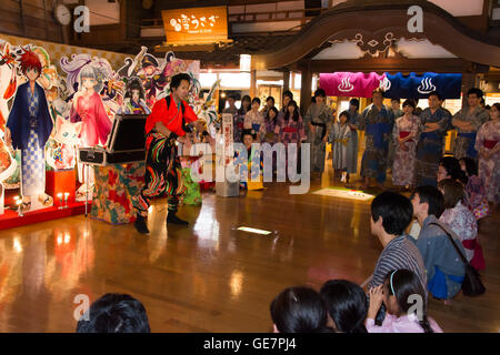 Ooedo Onsen Monogatari ist eine großzügige Therme Freizeitpark in Odaiba, Tokio Stockfoto