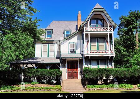 Oak Park, Illinois, USA. Enthält viele verehrten, historischen und charakteristischen Häuser wie dieses Beispiel. Stockfoto