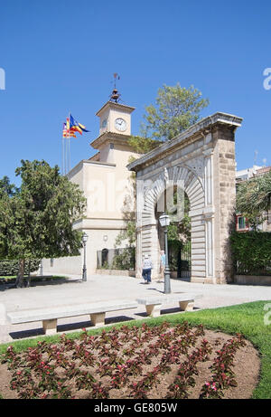 La Llotja gotische Fassade in Palma De Mallorca, Balearen, Spanien am 13. April 2016. Stockfoto