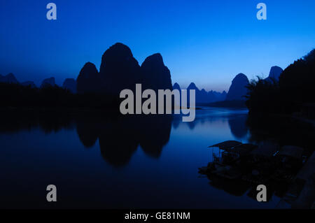 Die berühmten 20 Yuan-Blick auf dem Li-Fluss bei Xingping, autonome Region Guangxi, China Stockfoto