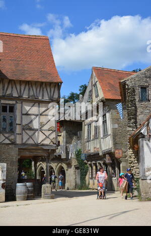 Mittelalterliche Stadt von der Puy du fou Stockfoto