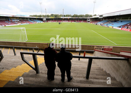 Einen Überblick über größere Park vor der Vorsaison Freundschaftsspiel zwischen Scunthorpe United und Hull City. Stockfoto