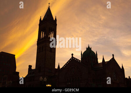 Silhouette von Old South Church in Boston. Es ist im Neo-romanischen Stil auf der Nordseite der Copley Square auf Boylston Str gebaut. Stockfoto