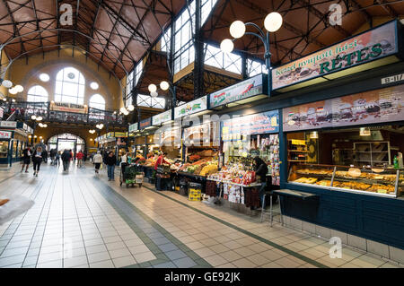 Die große Markthalle in Budapest, Ungarn. Stockfoto