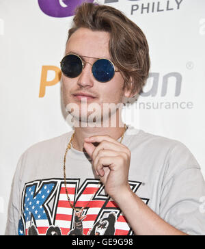 Bala Cynwyd, PA, USA. 21. Juli 2016. US-amerikanischer Singer-Songwriter Knirschen besucht Q102 Performance-Theater. Stockfoto