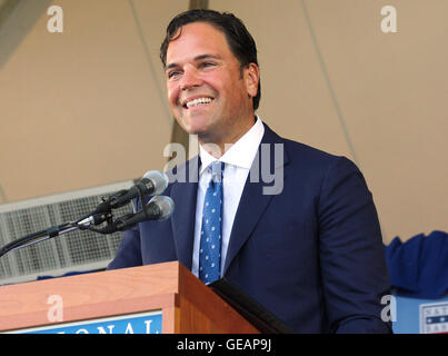 Cooperstown, USA. 24. Juli 2016. NEW YORK, NY - 24 Juli: Mike Piazza ist aufgenommen in die Baseball Hall Of Fame am 24. Juli 2016 in Cooperstown, New York. Photo Credit: John Palmer / Medien Punch Credit: Jessica Daly/Alamy Live-Nachrichten Stockfoto