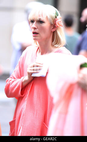 New York City, USA. 24. Juli 2016. NEW YORK, NY-24 Juli: Tilda Swinton schießen auf Position für Netflix & Plan B Enterainment film Okja in New York. NY 24. Juli 2016. Kredit: RW / MediaPunch Credit: MediaPunch Inc/Alamy Live-Nachrichten Stockfoto