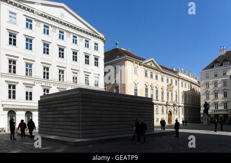 Wien, Wien: quadratische Judenplatz mit Lessing-Denkmal und das Mahnmal für die österreichischen jüdischen Opfer der Shoah, Österreich, Wie Stockfoto