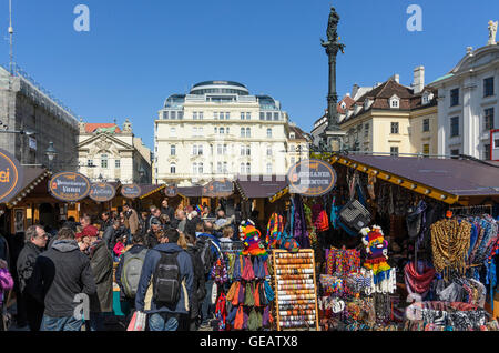 Wien, Wien: Ostermarkt im quadratischen bin Hof, Österreich, Wien, 01. Stockfoto