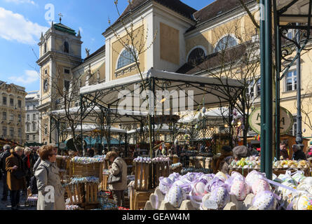 Wien, Wien: Ostermarkt auf der quadratischen Freyung vor Kirche Schottenkirche, Österreich, Wien, 01. Stockfoto