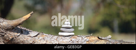 Kiesel-Turm mit weichen bokeh Stockfoto