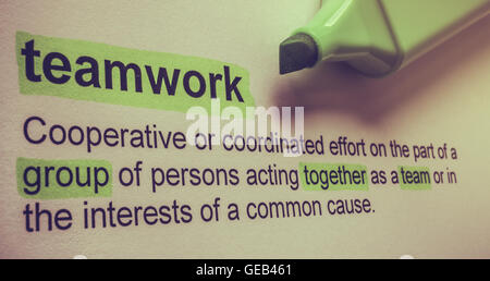 Definition der Teamarbeit, in Farbe hervorgehoben. Stockfoto