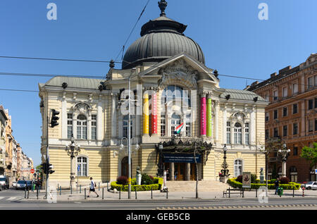 Budapest: Comedy Theatre (Vigszinhaz), Ungarn, Budapest, Stockfoto