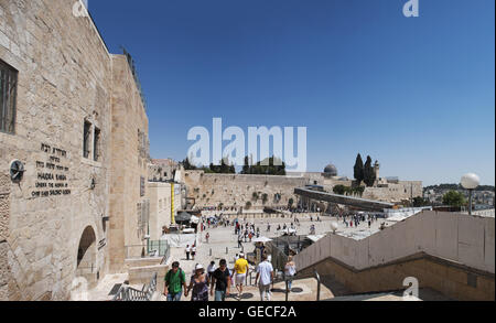 Altstadt von Jerusalem, Israel: Blick auf die Klagemauer, Wailing Wall oder Kotel, ist der heiligste Ort der Juden zu beten Stockfoto