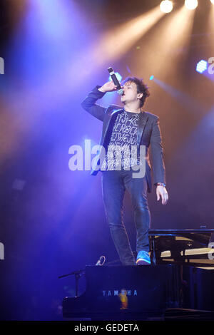 Jamie Cullum erklingt in Cornbury Festival, große Tew Landgut, Oxfordshire, England, 8. Juli 2016 Stockfoto