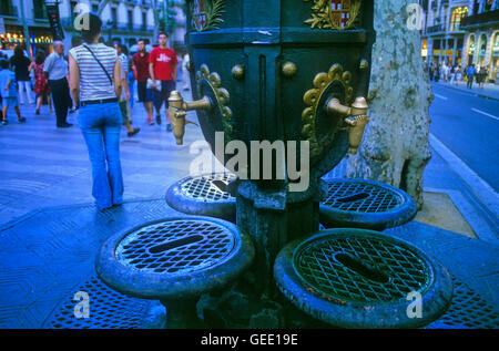 Barcelona: Las Ramblas. Canaletes Brunnen. Stockfoto