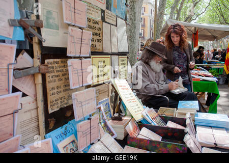 Herr Malinowski, Straße Schriftsteller in La Rambla, Sant Jordis Tag (23. April), Barcelona, Katalonien, Spanien Stockfoto