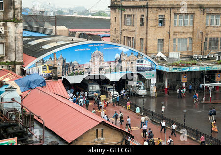 Das Bild der Eingang der CST Bahnhofsgebäude oder VT-Station, Mumbai Indien Stockfoto