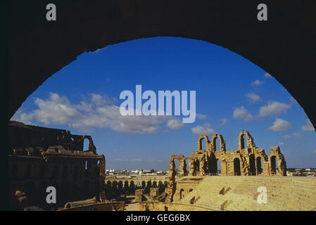 Amphitheater des El Jem Colosseum. El Djem, Mahdia, Tunesien. Afrika Stockfoto