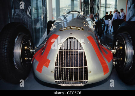 Ein 1939 Auto Union Typ c/d Rennwagen im Audi Forum & Museum in Ingolstadt angezeigt. Bayern. Deutschland Stockfoto