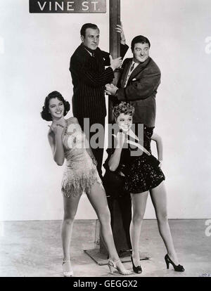 Bud Abbott, Lou Costello Auf Dem Weg Zum Erfolg Lassen Abercrombie (Lou Costello, R) Und Buzz (Bud Abbott) Nichts Anbrennen.       Lokalen Caption *** 1945, Abbott Und Castello In Hollywood, Abbott Und Costello In Hollywood Stockfoto