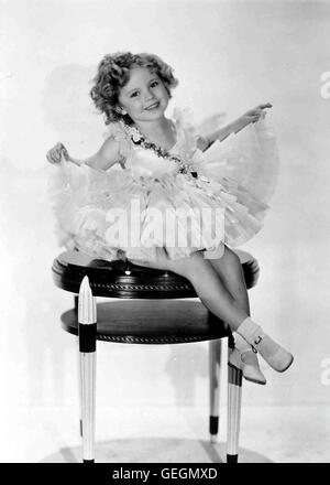 Shirley Temple *** lokalen Caption *** 1934, 1930er, 1930er Jahre, Film, Filmstar, Art, Kinderstar, Kleines Mädchen, Mädchen, Kind, kleines Mädchen, Porträt, Baby, Take A Bow Stockfoto